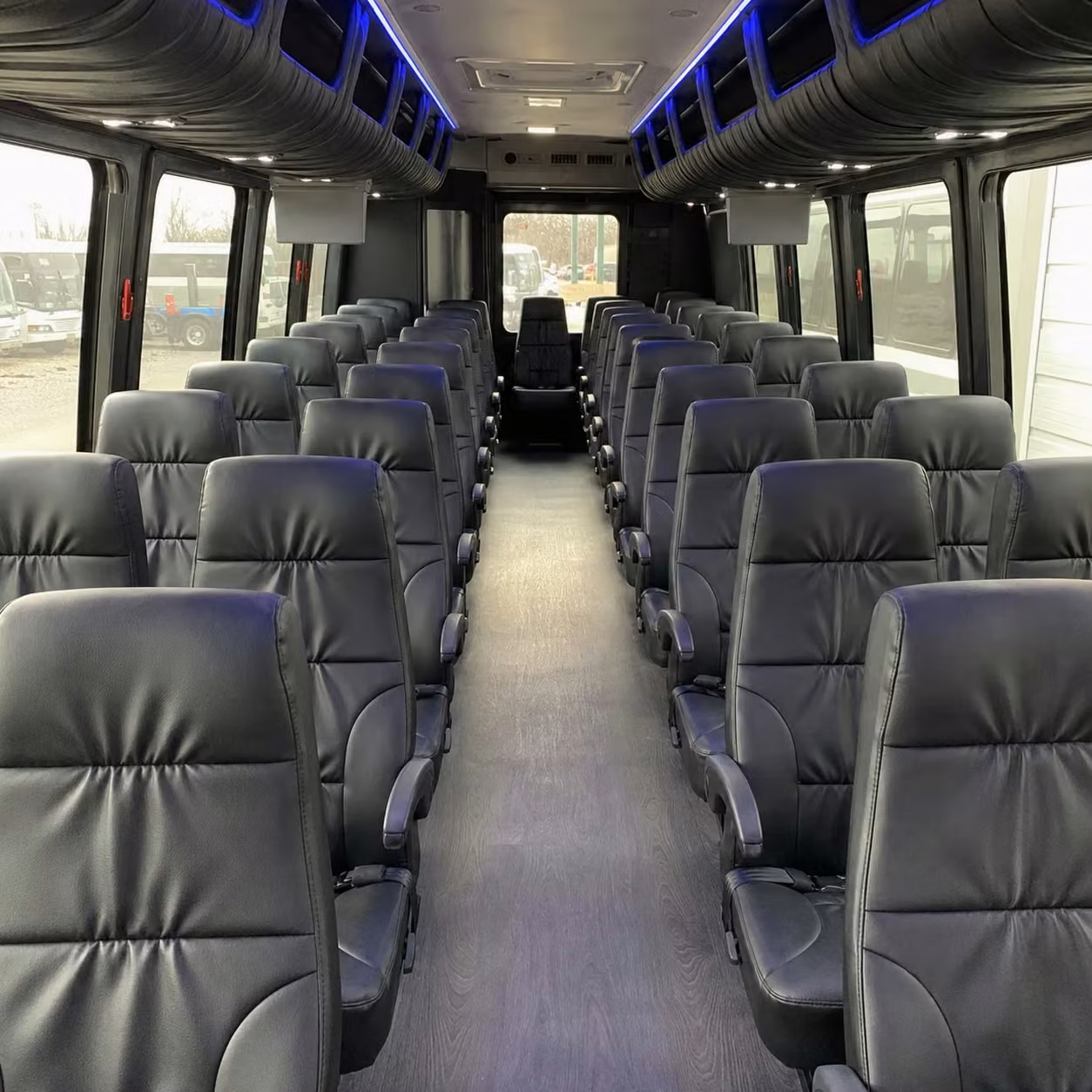 richmond 28 passenger minibus rental