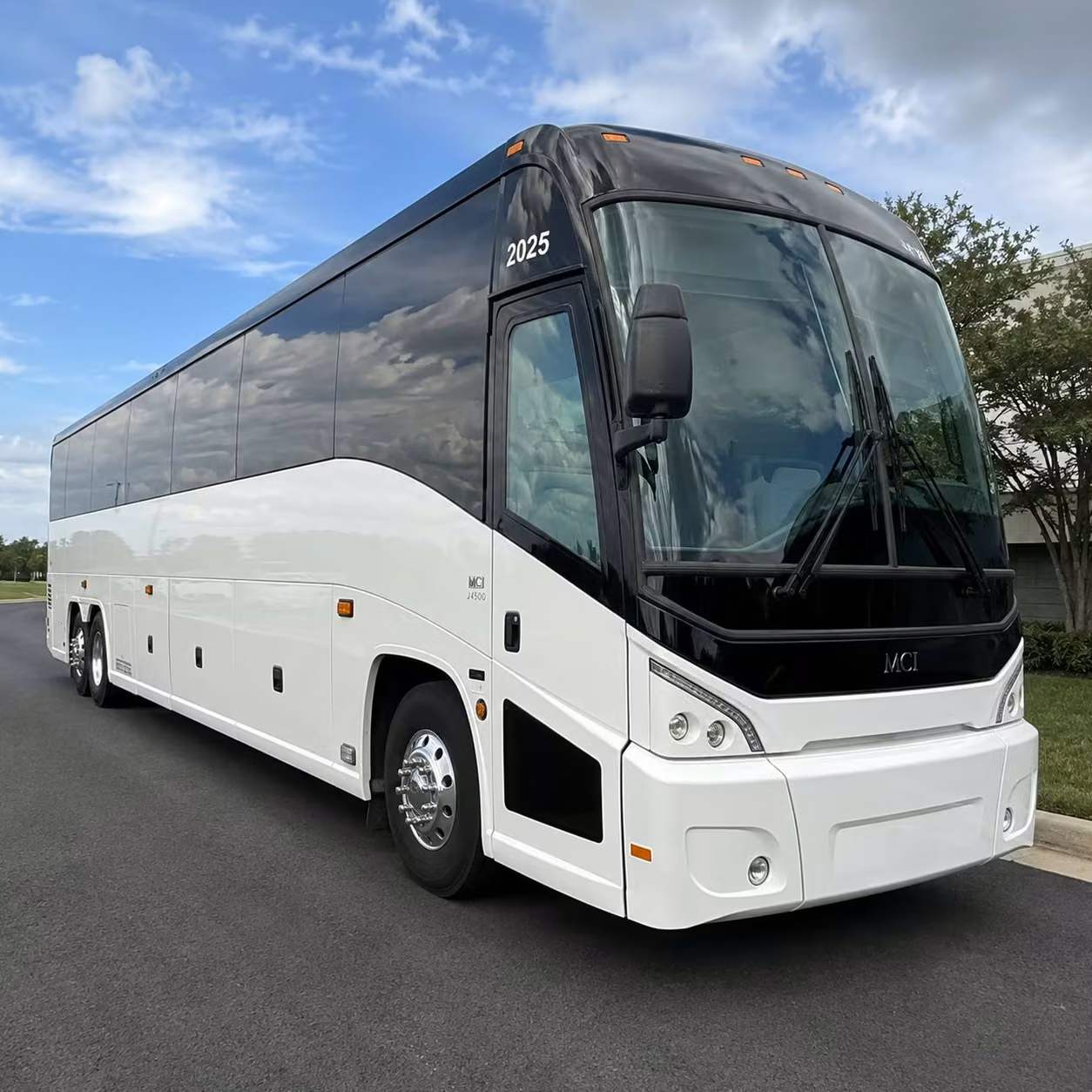 you can find and book concert transportation in richmond and any nearby city